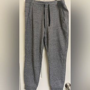 NWOT All in Motion Grey and black speckled sweatpants size Large
